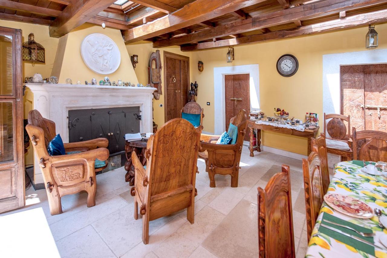 B&B Bone Novelle Dimora Storica Palazzo Zuzi L'Aquila Bagian luar foto
