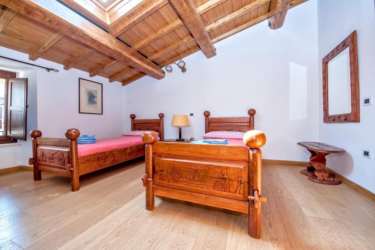 B&B Bone Novelle Dimora Storica Palazzo Zuzi L'Aquila Bagian luar foto