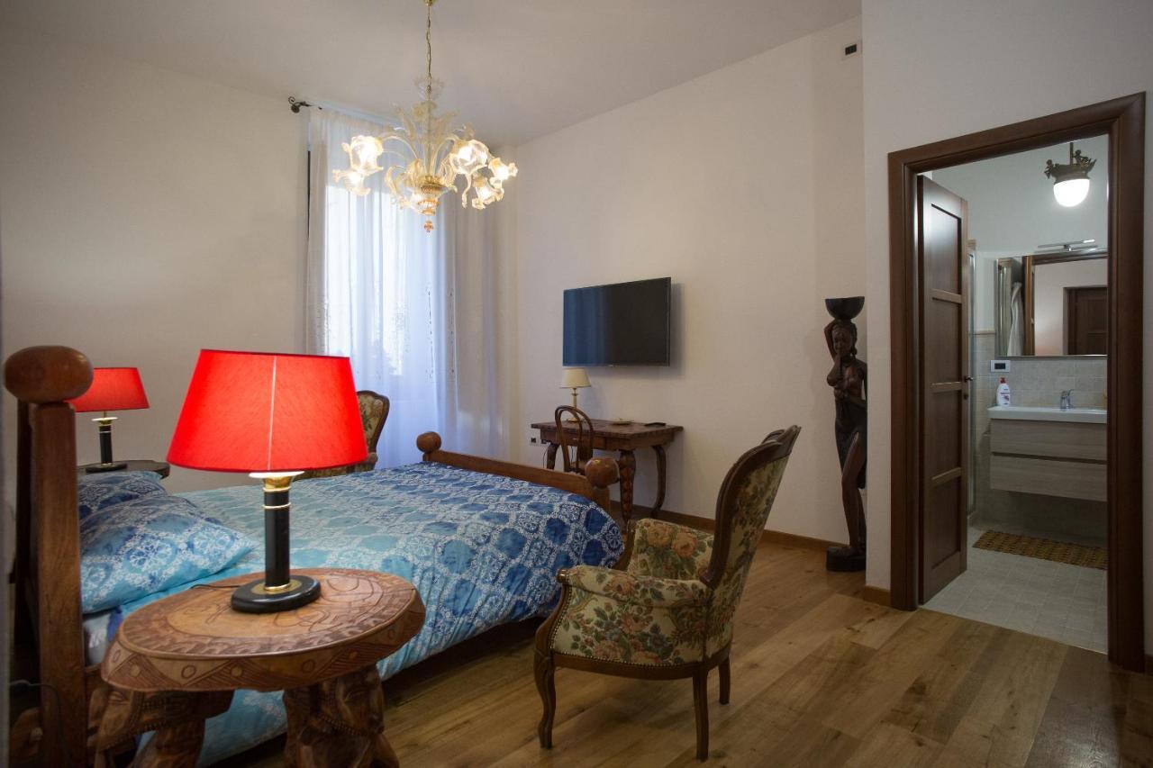 B&B Bone Novelle Dimora Storica Palazzo Zuzi L'Aquila Bagian luar foto