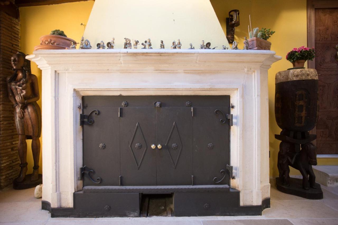 B&B Bone Novelle Dimora Storica Palazzo Zuzi L'Aquila Bagian luar foto